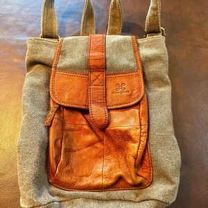 Carraigdonn Irish Backpack?Purse